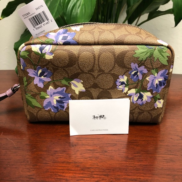 COACH - Picture 5 of 8